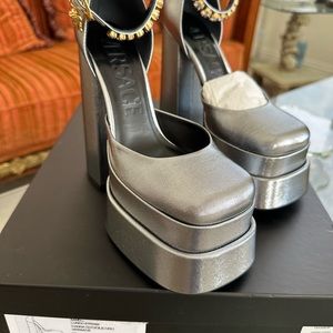 Versace platform hells